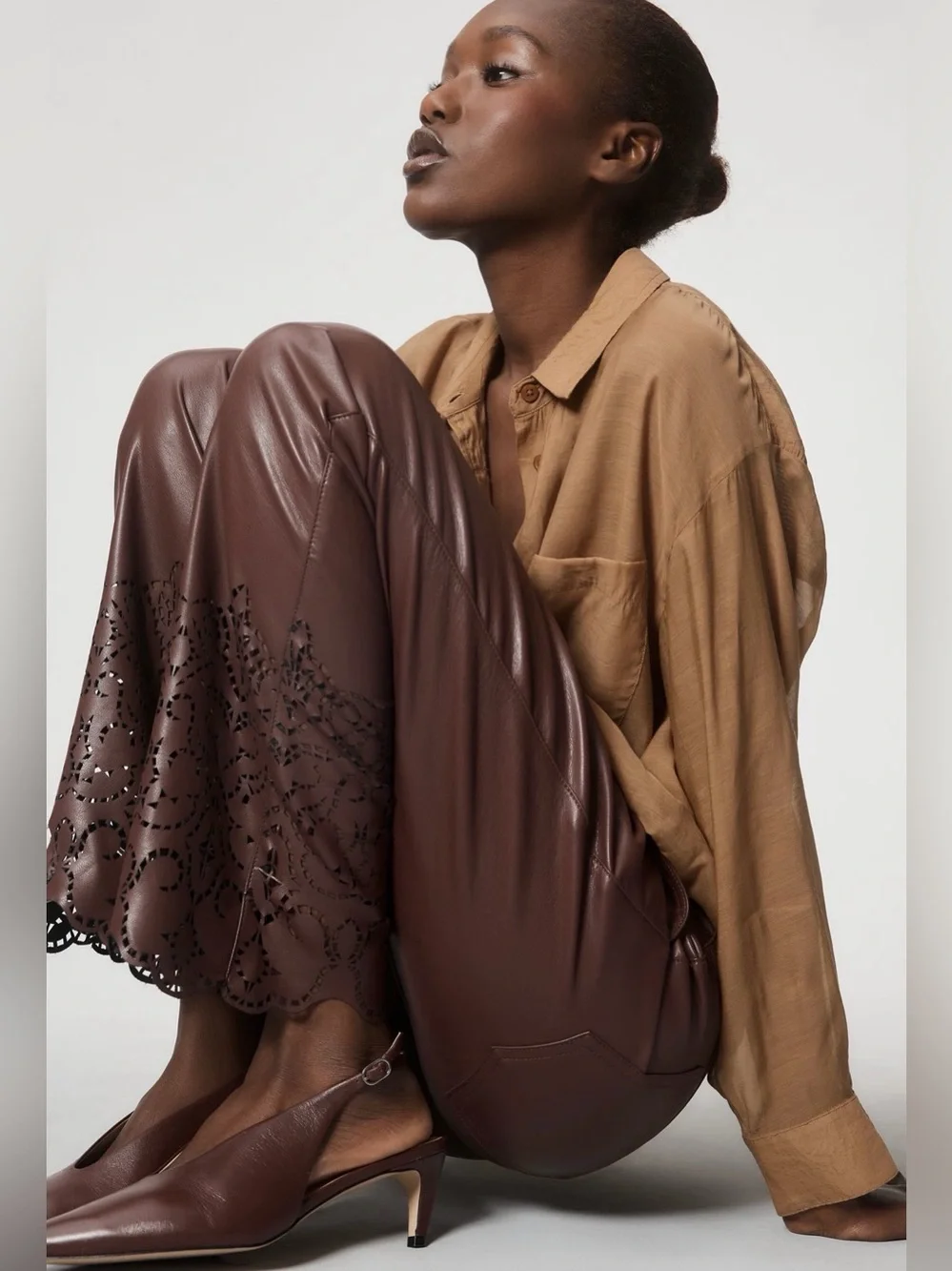 NWT By Anthropologie Faux Leather Slim Flare Pants Chocolate Size 8 - Picture 2 of 16